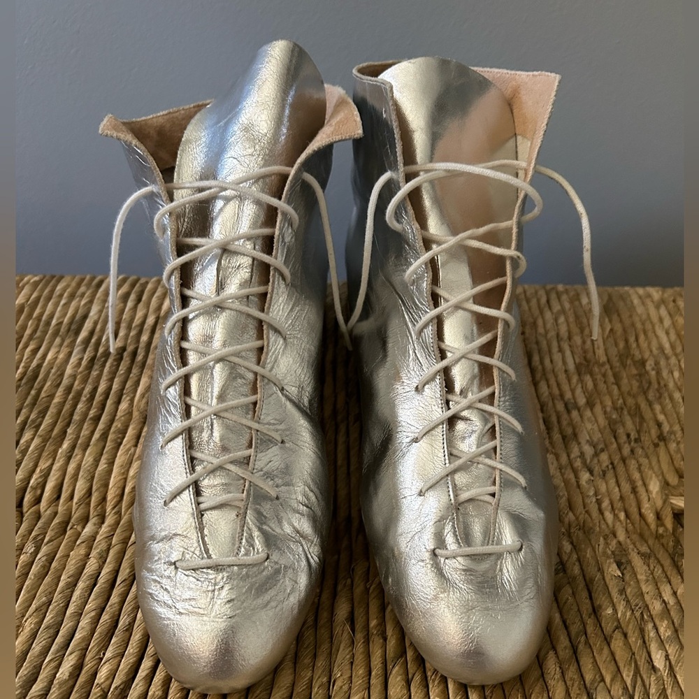 VINTAGE 1980s LJ Simone Metallic Silver Dance Sneakers